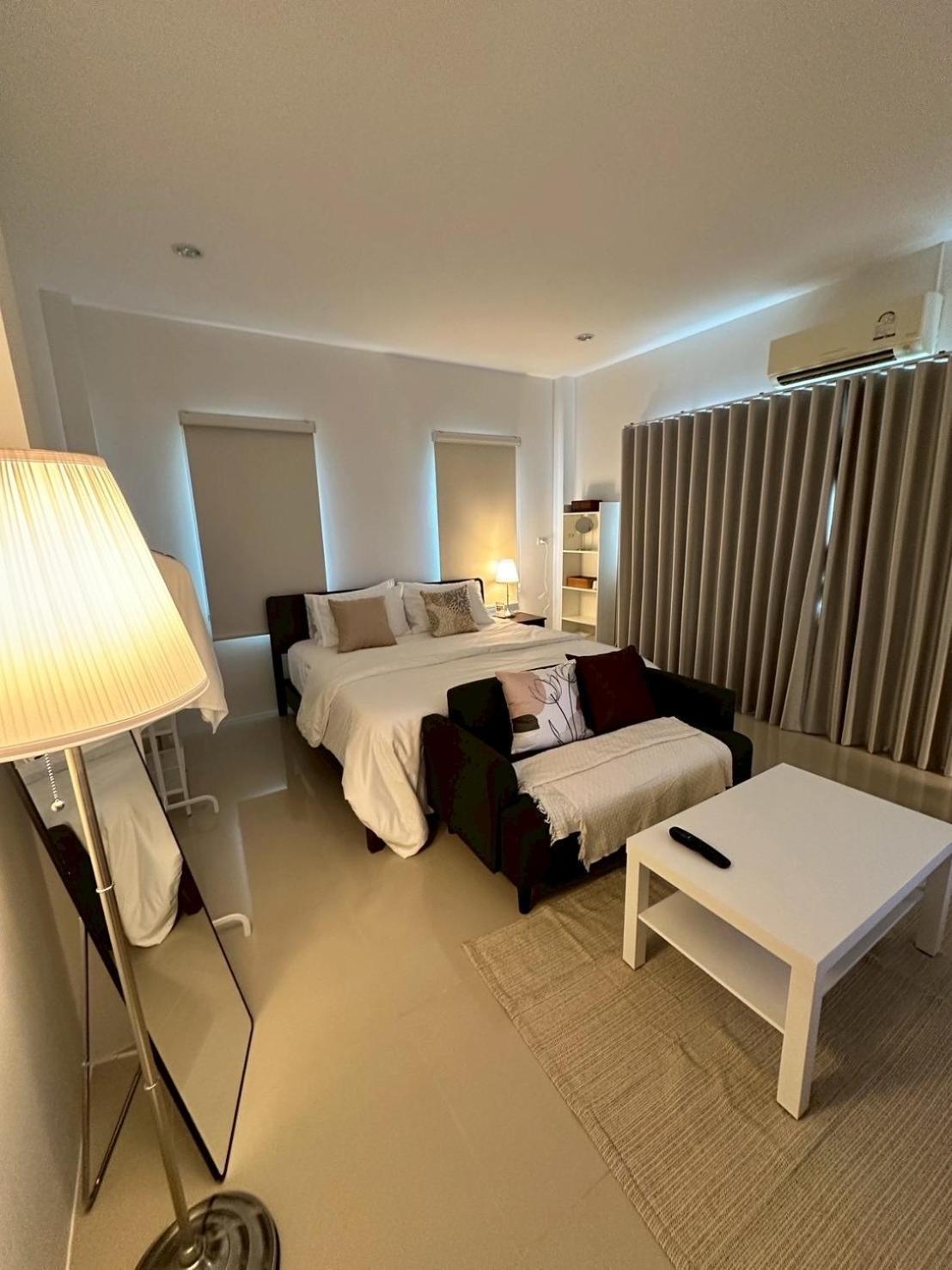 White Haven - Homestay For Ladies, Couple, Family 찬타부리 외부 사진